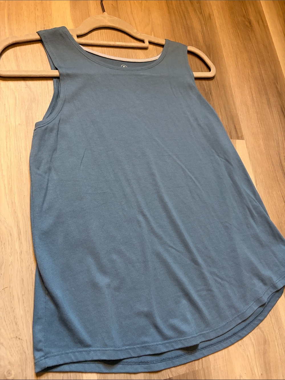 Free Fly Women’s Sleeveless Tank Top in Slate Blue - small